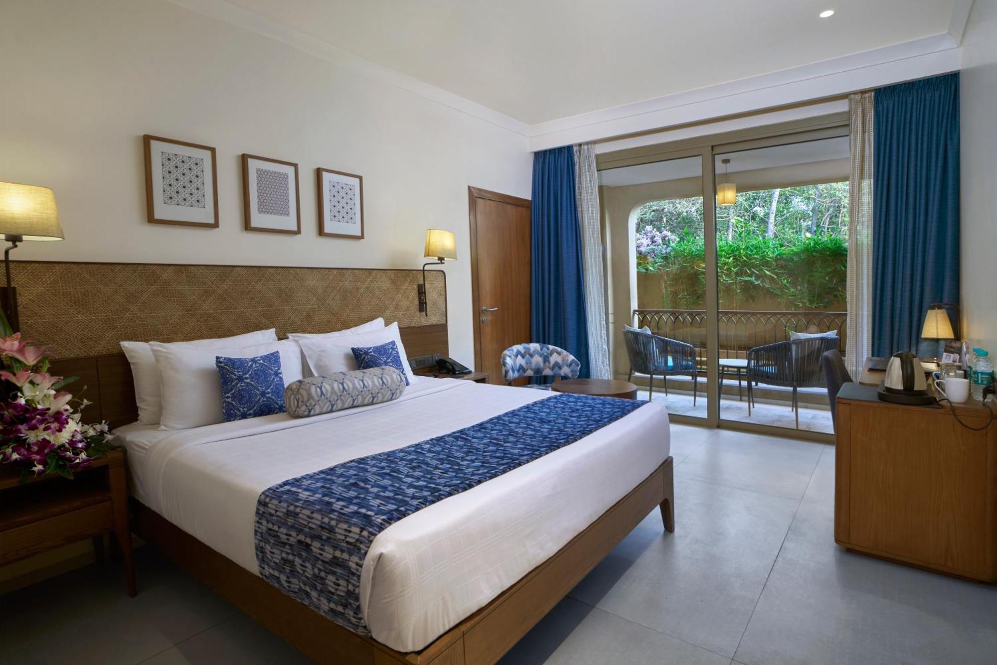 Marquis Beach Resort Кандолим Екстериор снимка