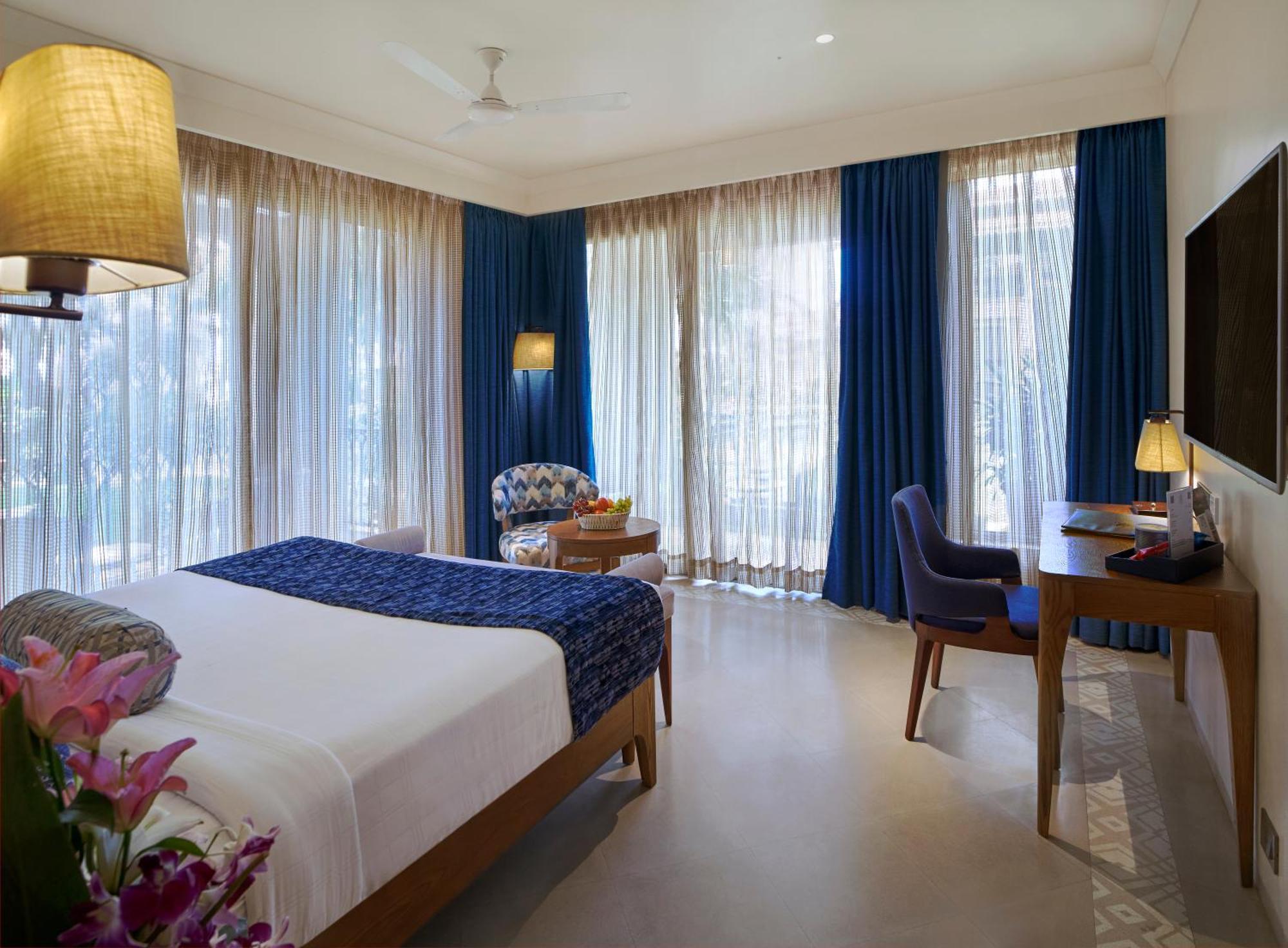 Marquis Beach Resort Кандолим Екстериор снимка