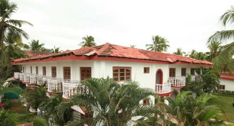 Marquis Beach Resort Кандолим Екстериор снимка